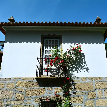 Casa De Travassos * Luzim