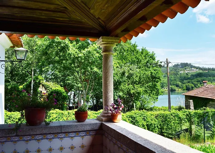 Casa De Travassos Luzim